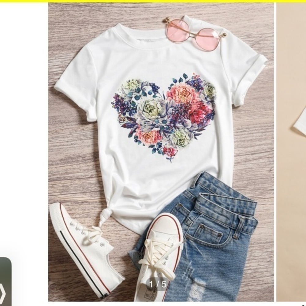 Floral heart tee